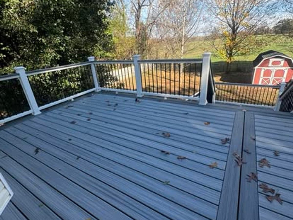 Custom deck and covered porch build in Clarksville, TN by JM Home and Property Services (2)