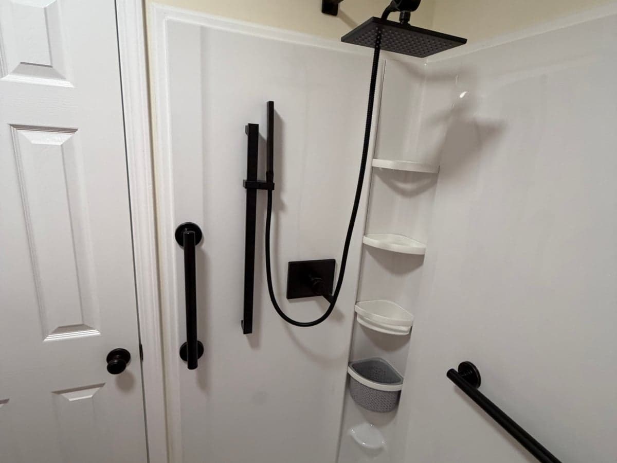 bathroom remodel in Clarksville, TN by JM Home and Property Services (10)