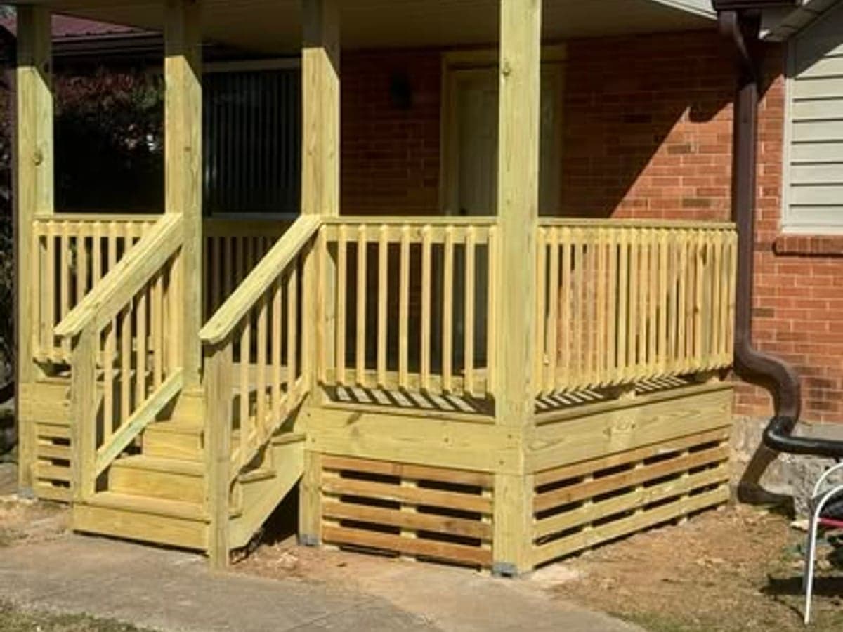 deck and porch build in Clarksville, TN by JM Home and Property Services (6)